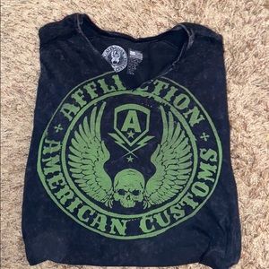 Men’s affliction v-neck short sleeve t-shirt